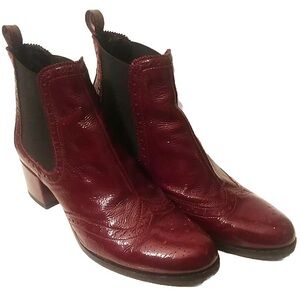 MELIN Cherry Red Patent Leather Ankle Oxford Booties Block Heel sz 40/9.5 Italy